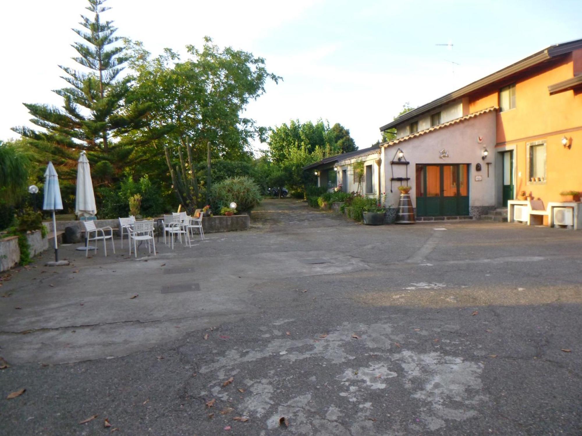 Couette-café Baglio Delle Rose 3*